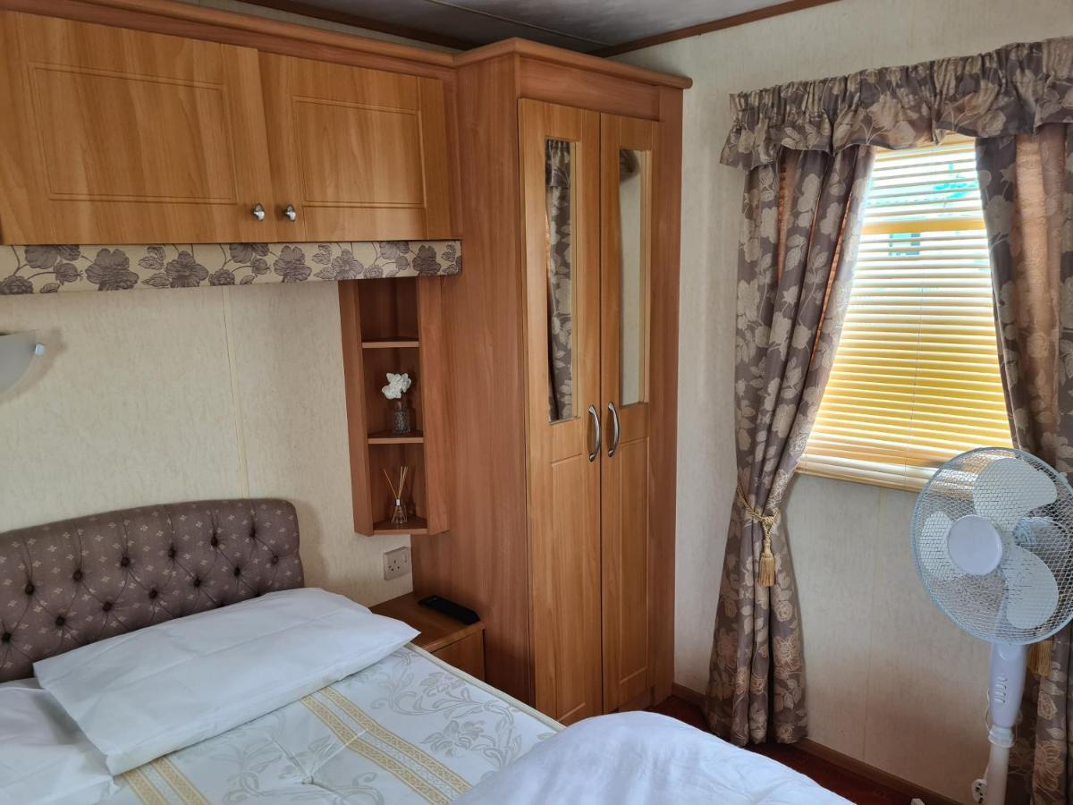 6 Berth Central Heated On Golden Sands Vintage Ingoldmells Exterior foto